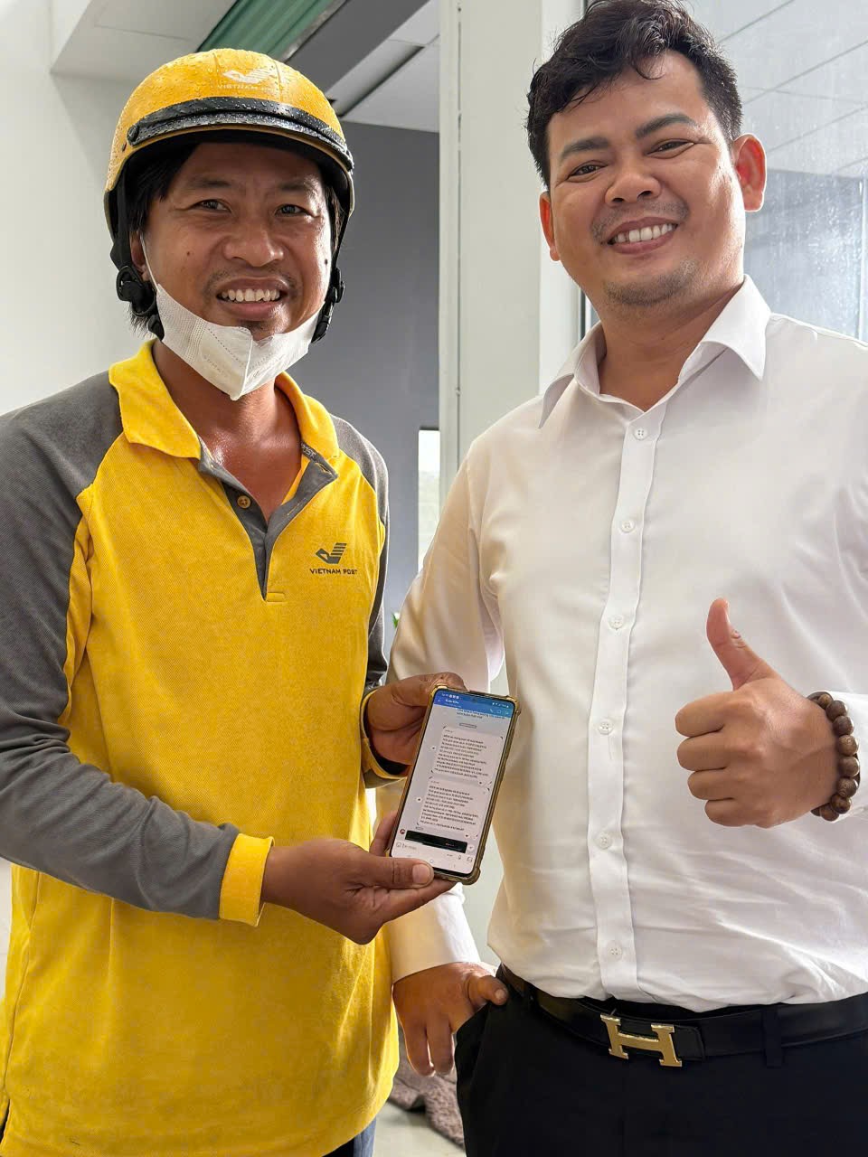 Bưu tá Bưu điện TP. Hồ Chí Minh lan tỏa hình ảnh đẹp của người Bưu điện