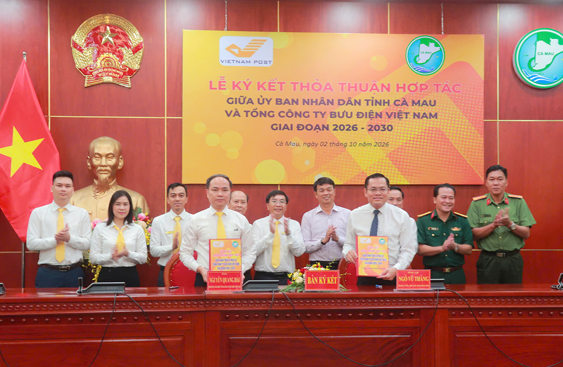 Cà Mau và Vietnam Post đưa dịch vụ công đến gần người dân, mở rộng đầu ra cho nông sản